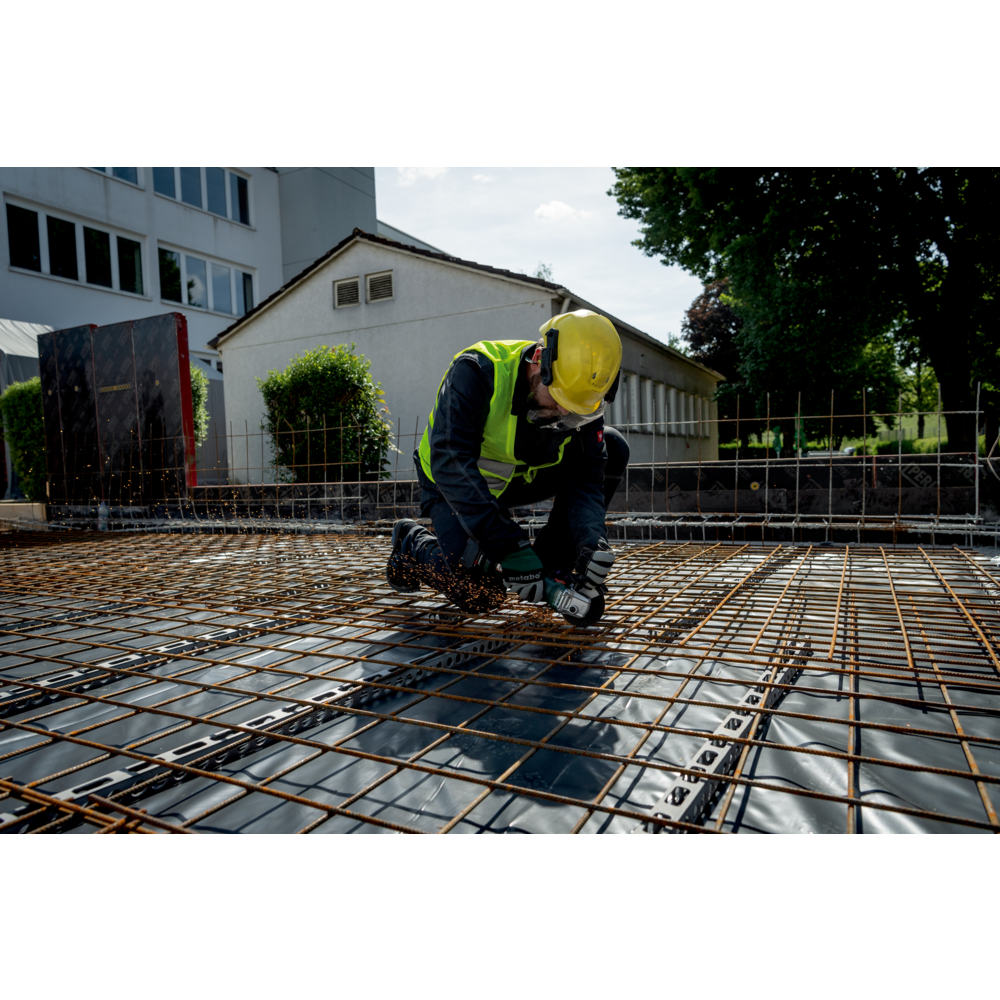 Metabo W 18 7-125 Akku-Winkelschleifer mit 2x 4,0 Ah Akku und Ladegerät (602371510) – Bild 3